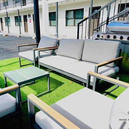 The Moose #8 - Modern Luxe Loft With King Bed & Free Parking & Wifi Leilighet Memphis Eksteriør bilde