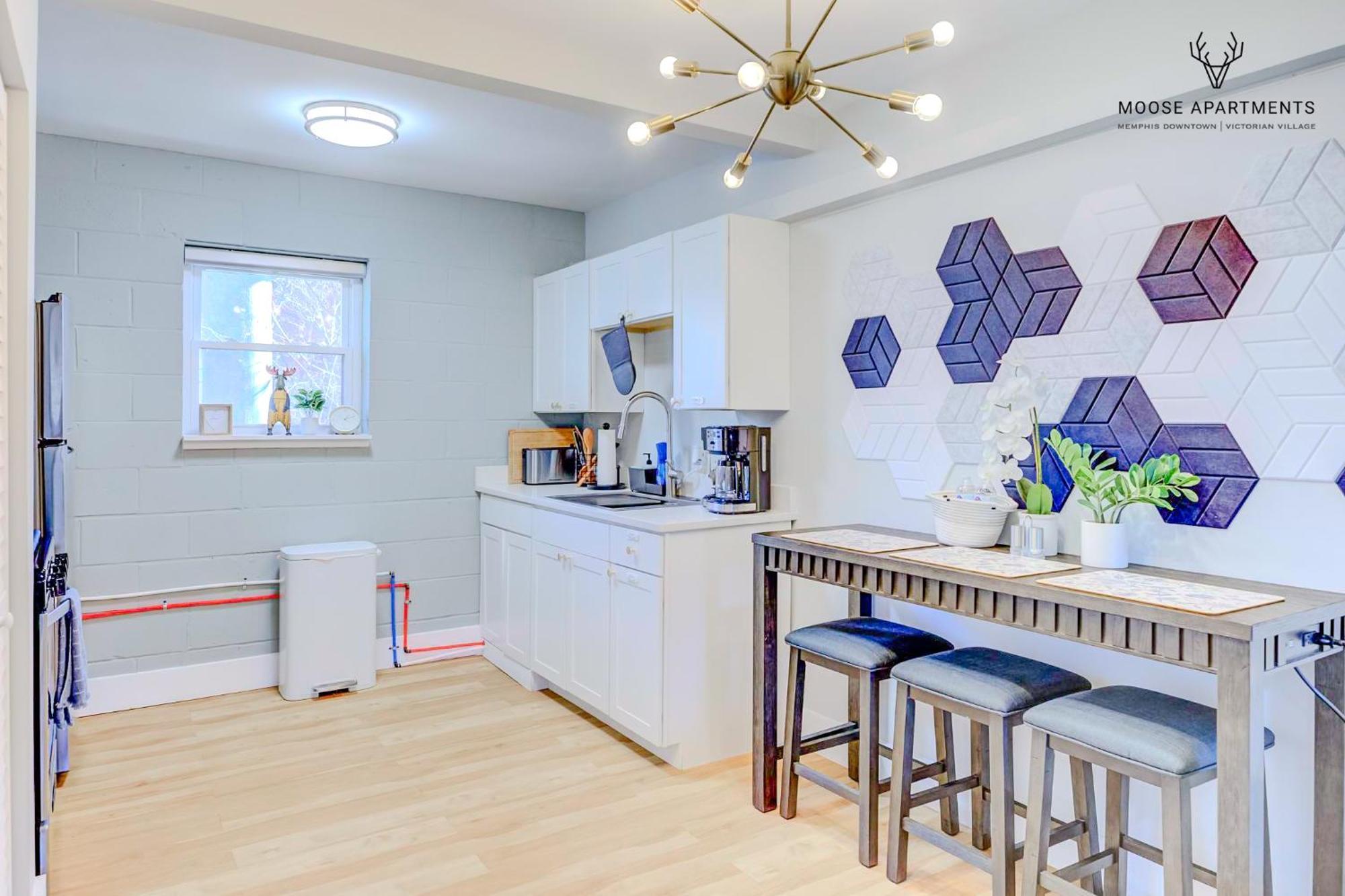 The Moose #8 - Modern Luxe Loft With King Bed & Free Parking & Wifi Leilighet Memphis Eksteriør bilde